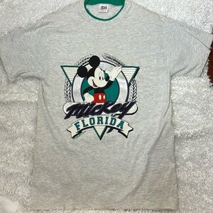 Vintage Disney Mickey Mouse tshirt size L